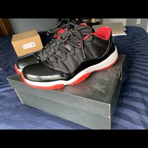 Air Jordan 11 low breds